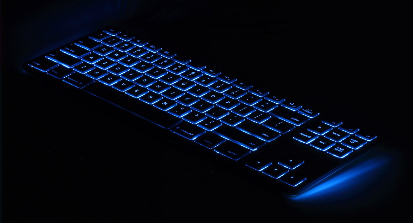 PC周辺機器 Matias Keyboard (FK308LB) RGB Backlit Wired Aluminum Tenkeyless Keyboard for Mac