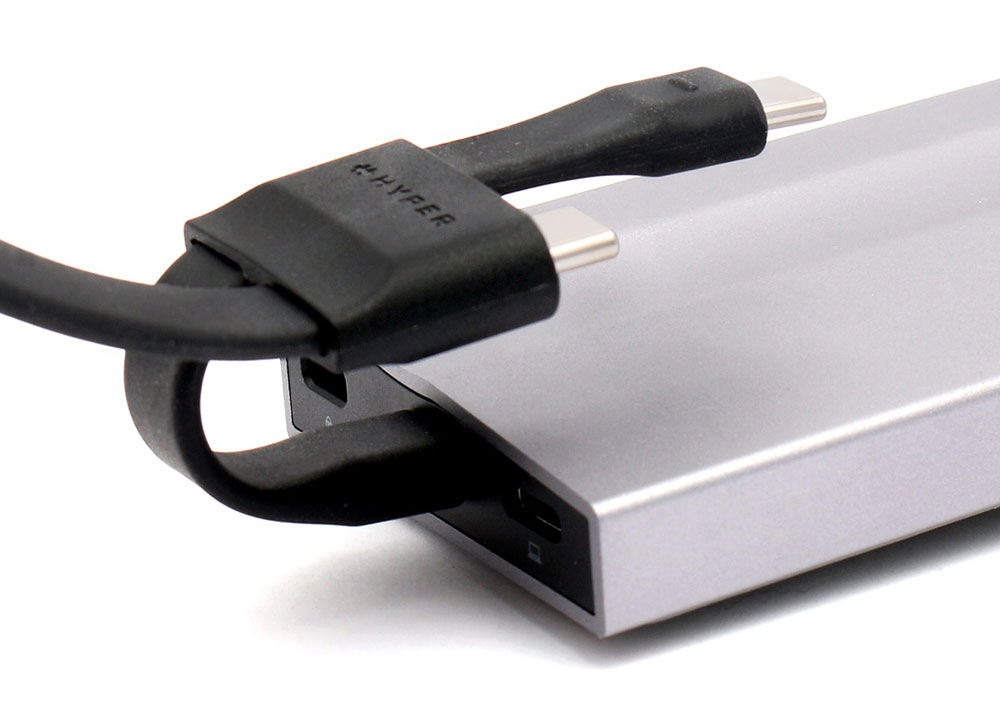 Hyper Hyper ミニスタンド設計 USB-Cドッキングステーション（最大13