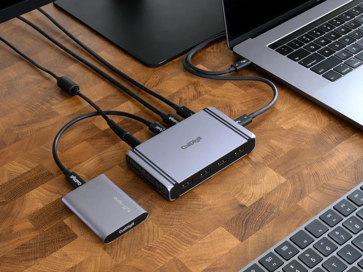 CalDigit Thunderbolt 4 | USB4 ELEMENT HUB [TB4-ElementHub-JP] – 秋葉館